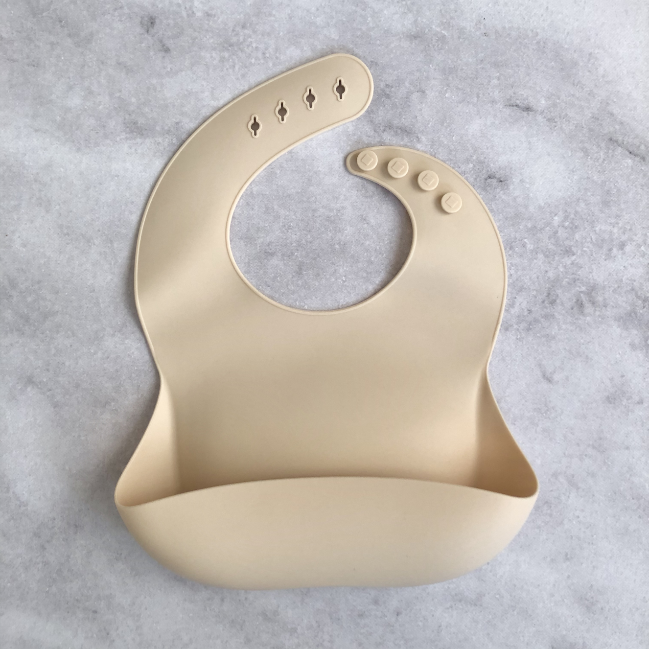 silicone bucket bib