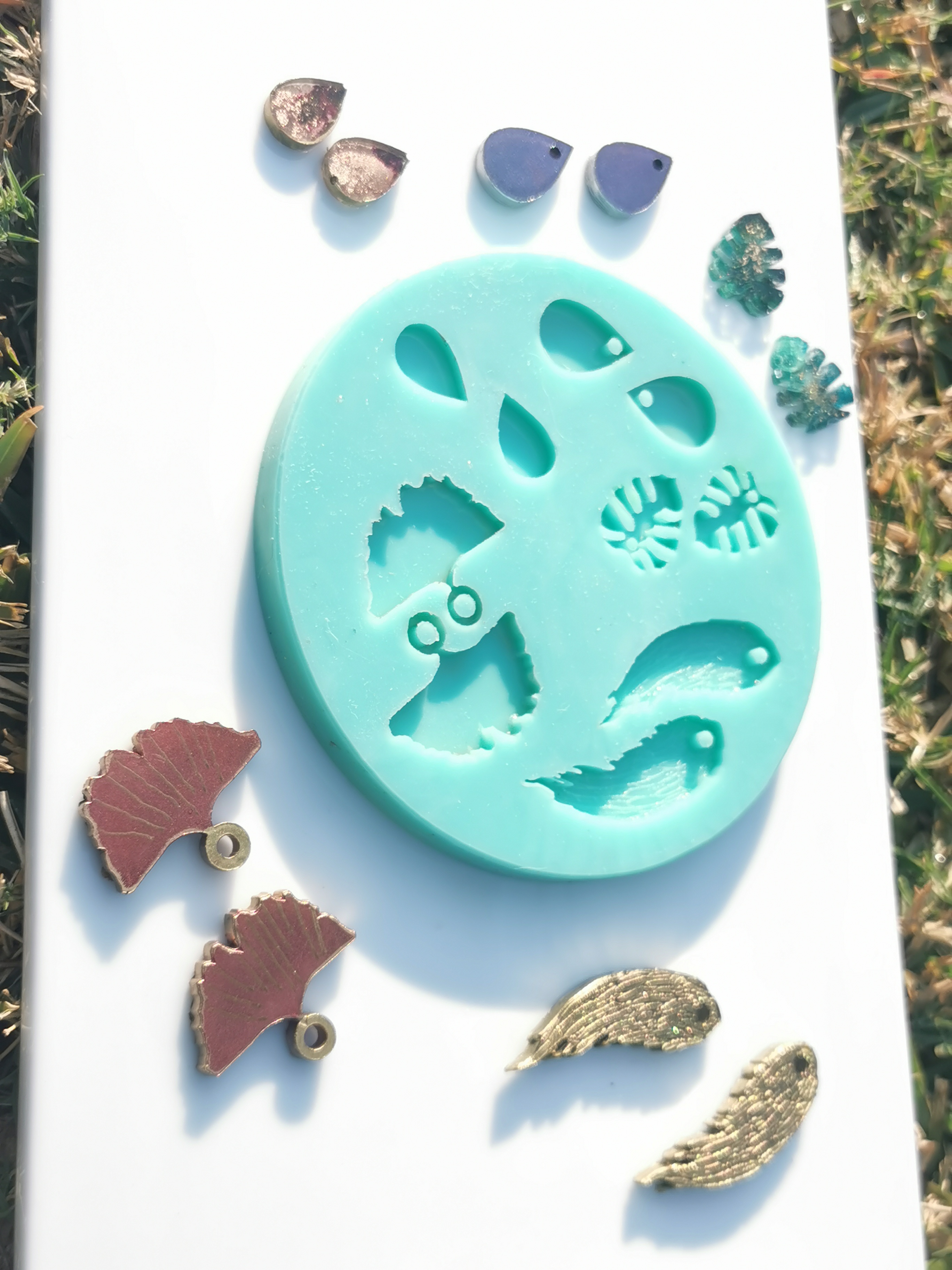 SA RESIN MOLDS Unique silicone molds and custom made silicone molds